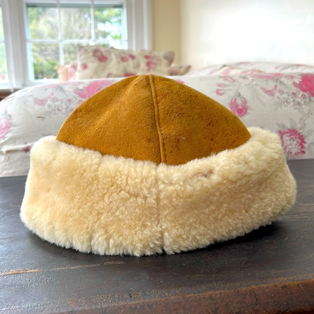 Sheepskin hat by Bick